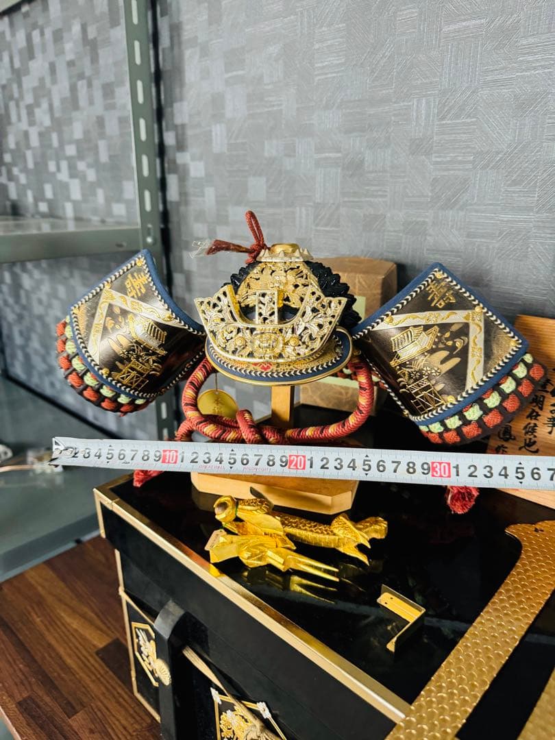 秀鳳作 鎧兜 兜飾り かぶと 五月人形 鎧 甲冑 置物 美術品 日本 伝統