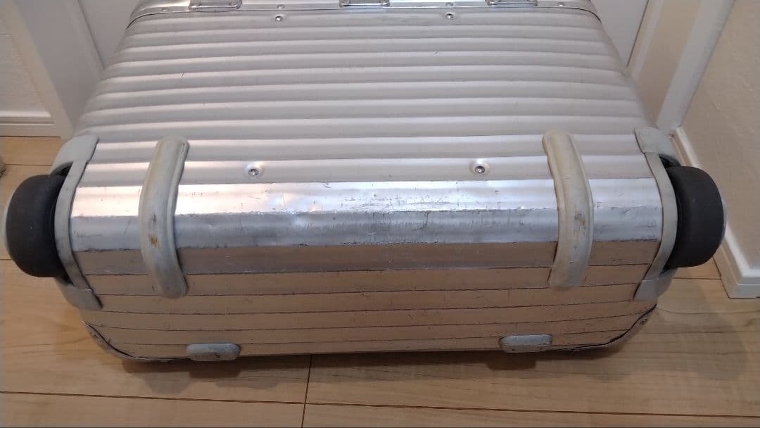 RIMOWA リモワ パイロットトロリー　TOPAS アルミ