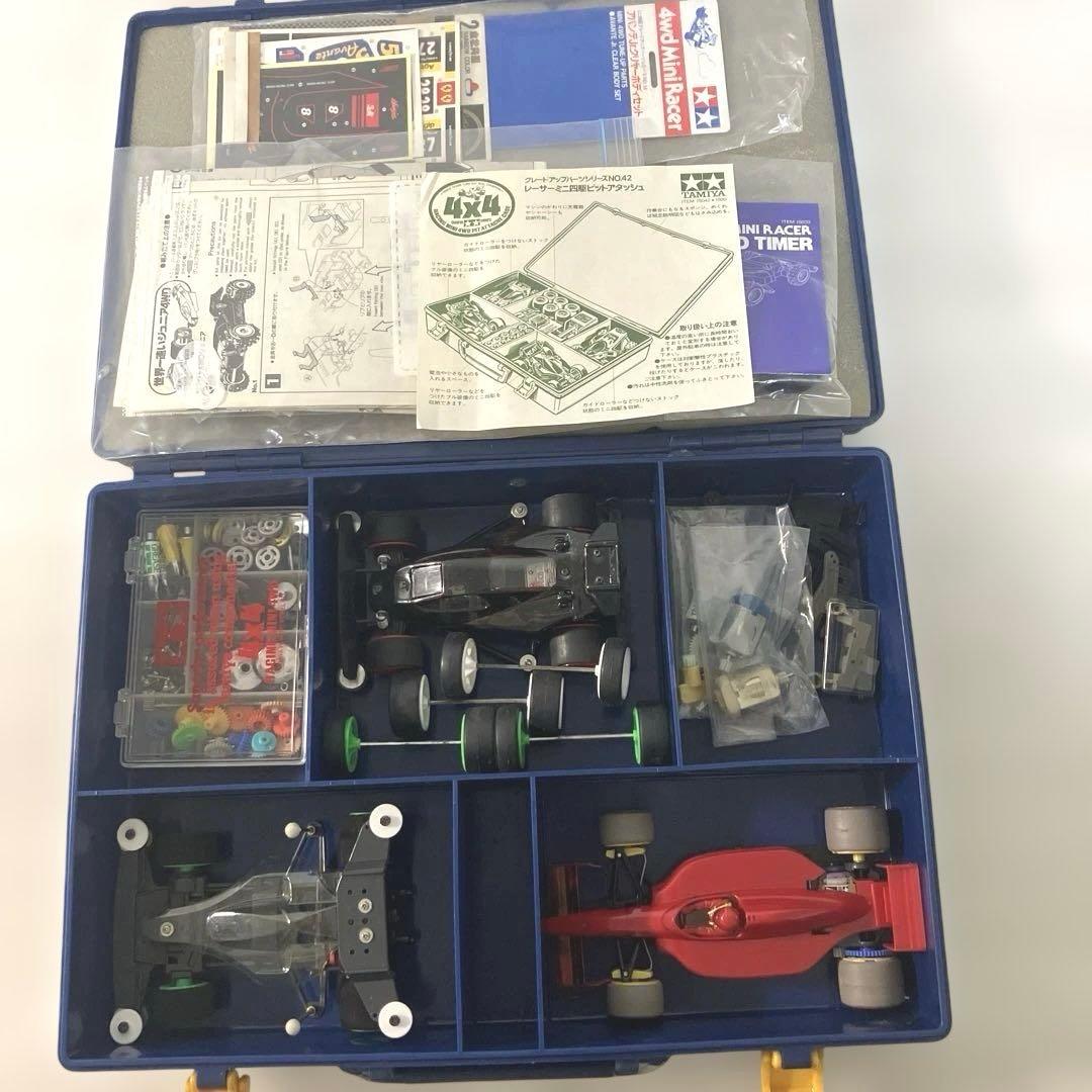 あ*ぬ様 ミニ四駆 引退セット車両3台とパーツ・セット ミニ四駆専用アタッシュケ