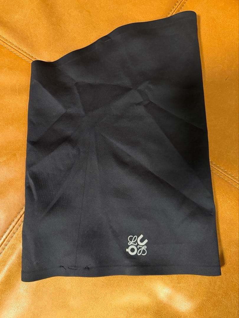 LOEWE×on ネックウォーマー