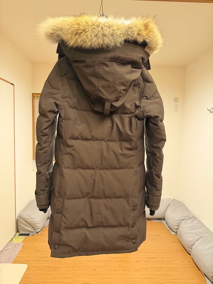   ダウンジャケット フード付き