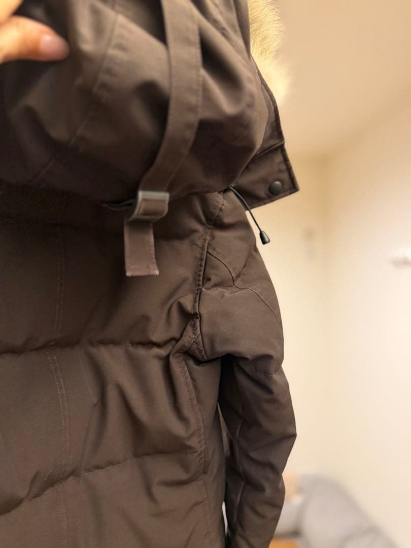   ダウンジャケット フード付き