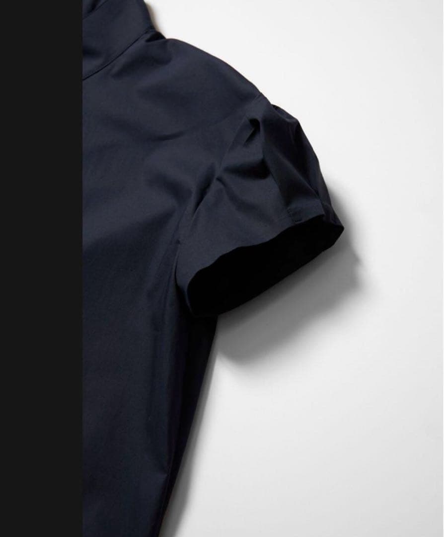 【美品】cccmalie シーマリー キャップスリーブ 半袖 ブラウス Navy