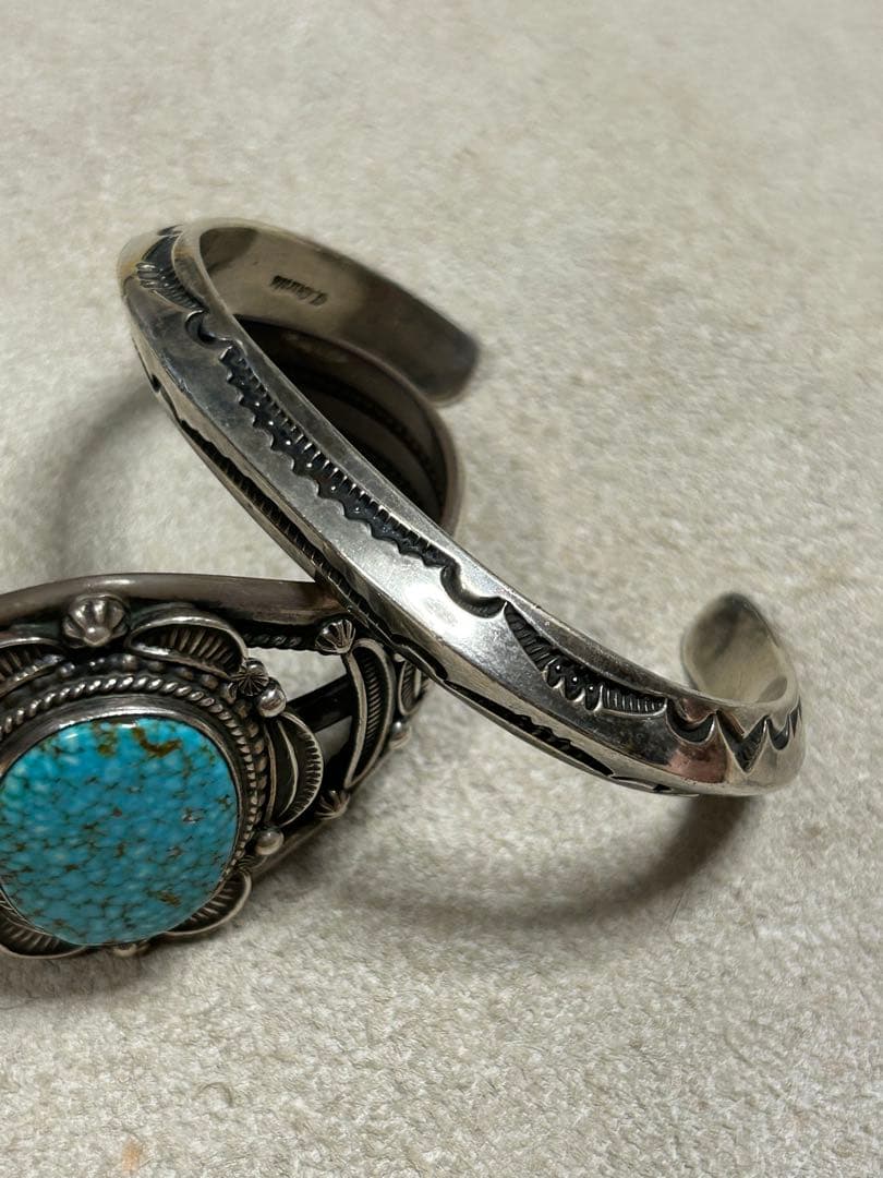 Andyインディアンジュエリー　トーマスカーティス　トライアングルバングル