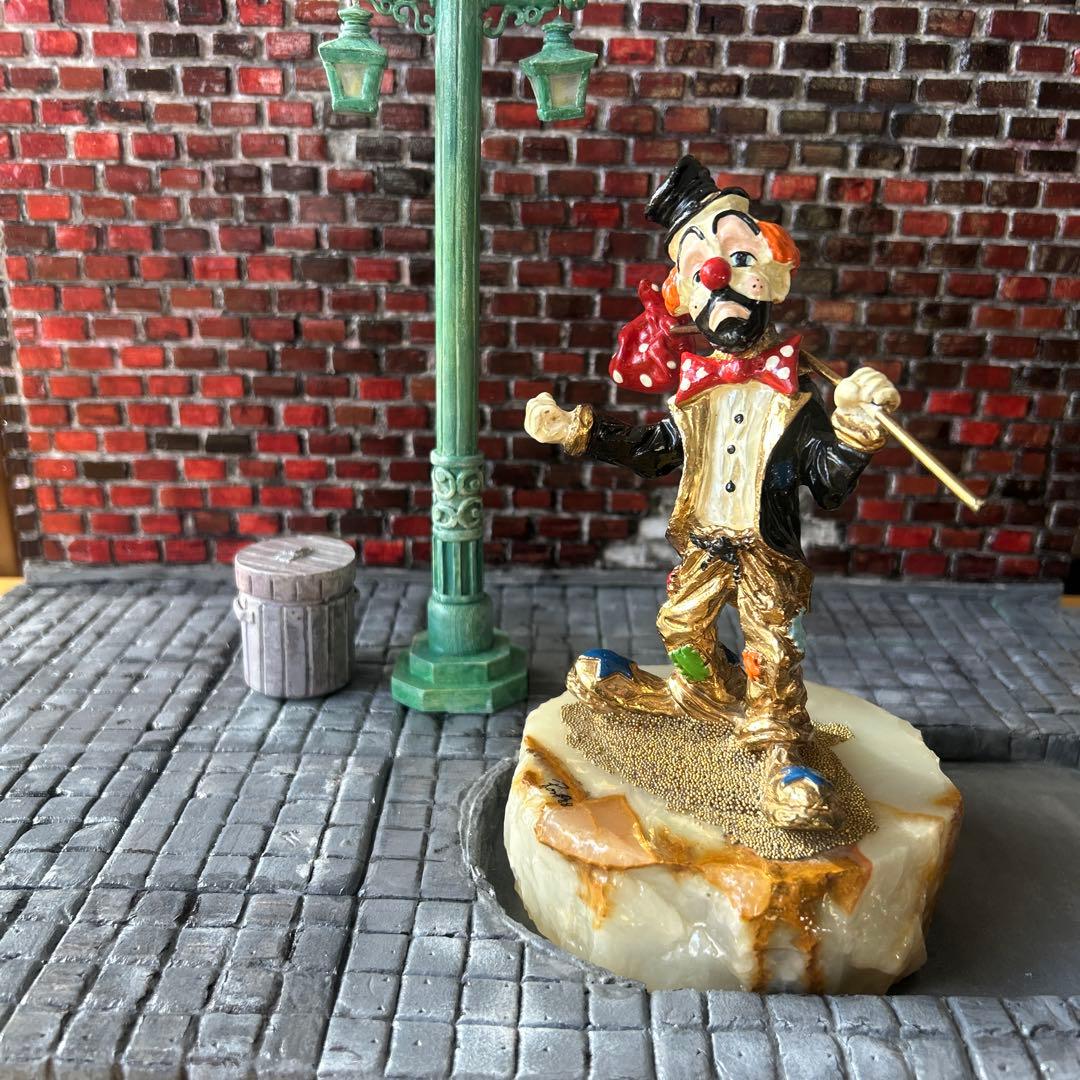 ロンリー置き物