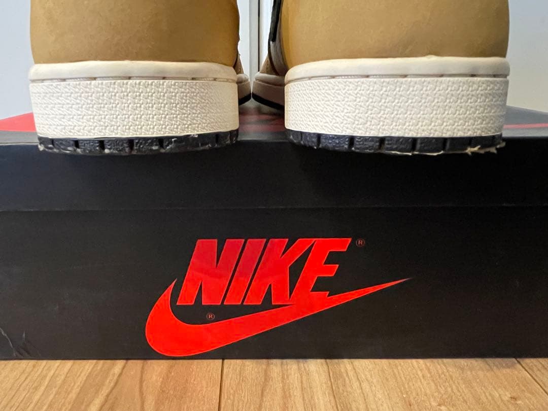 Nike Air Jordan 1 RETRO High ルーキーオブザイヤー