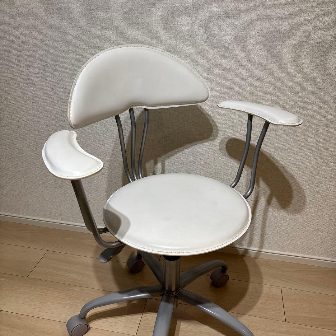 昇降式本革レザーチェア　肘置き付き