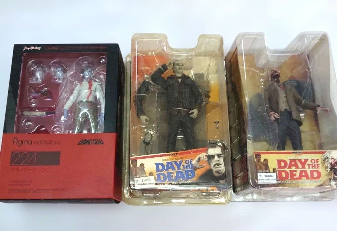 DAWN OF THE DEAD/DAY OF THE DEAD フィギュア3体