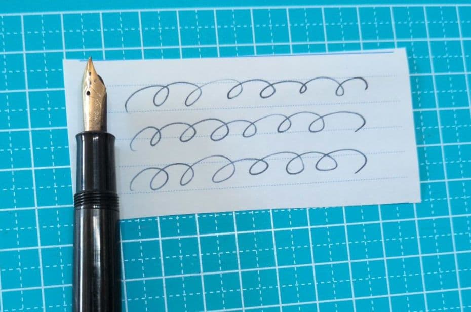 Pelikan　ペリカン　万年筆　#500NN　黒縞　　字幅EF