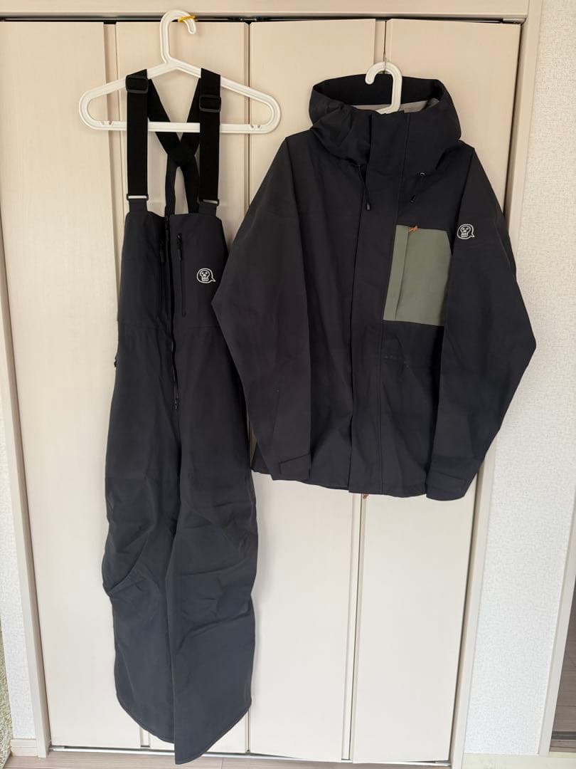 値下げします！スノーボード用ジャケットとサロペットセット