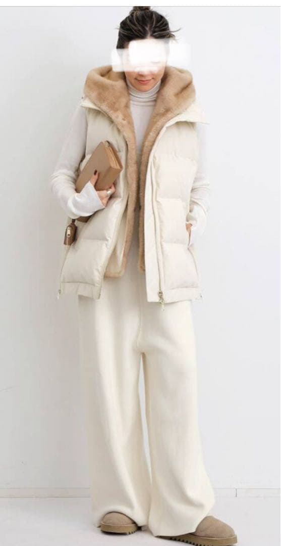 ルーアンドレア　LOU ANDREA ベージュ FAKE MINK VEST