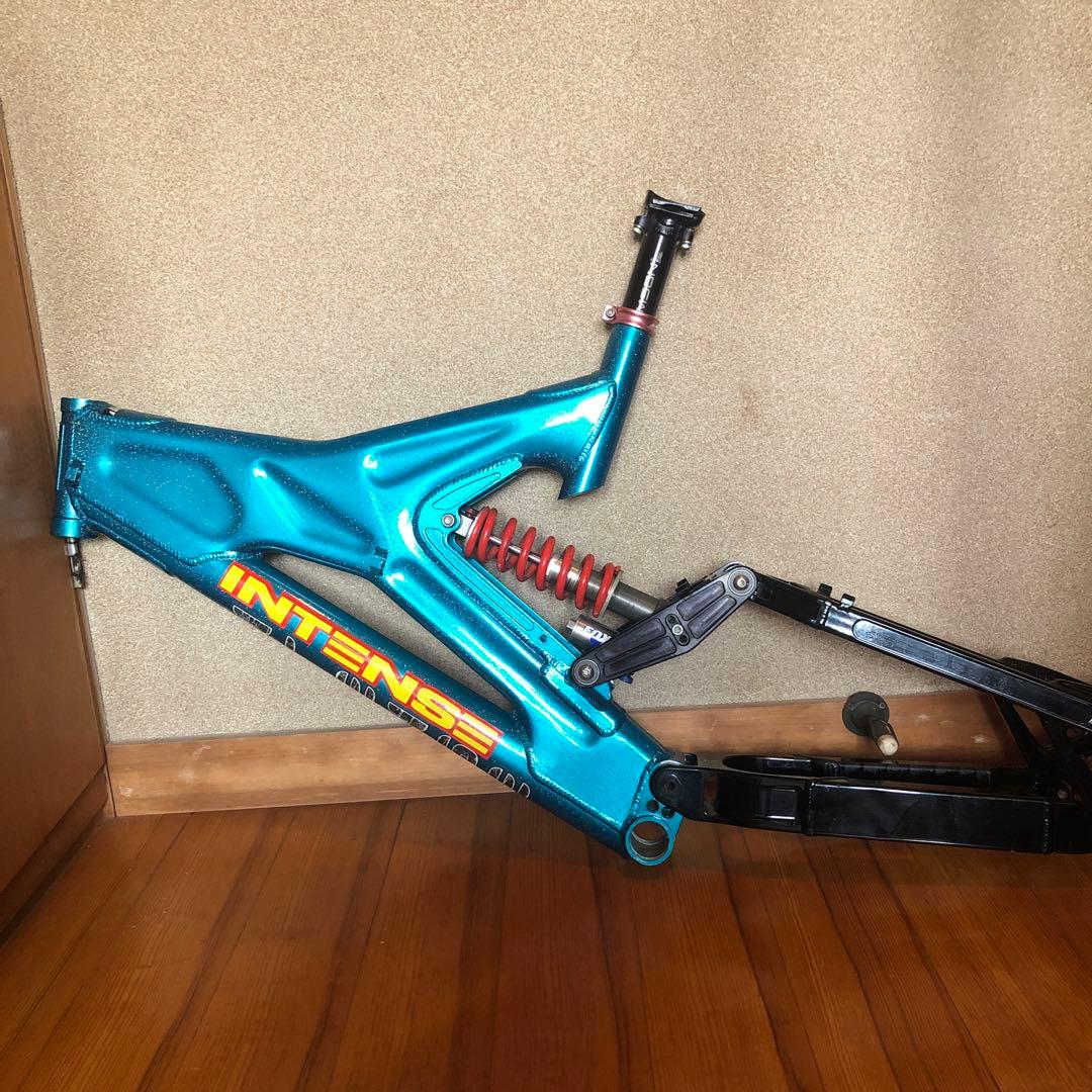 INTENSE M-1フレーム　26インチ