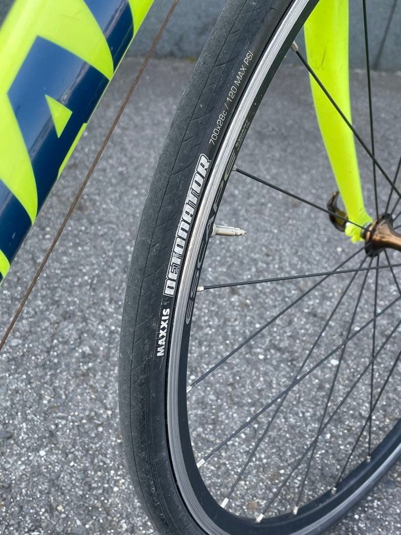 【愛知県/引き取り限定】GIANT エスケープ　R3