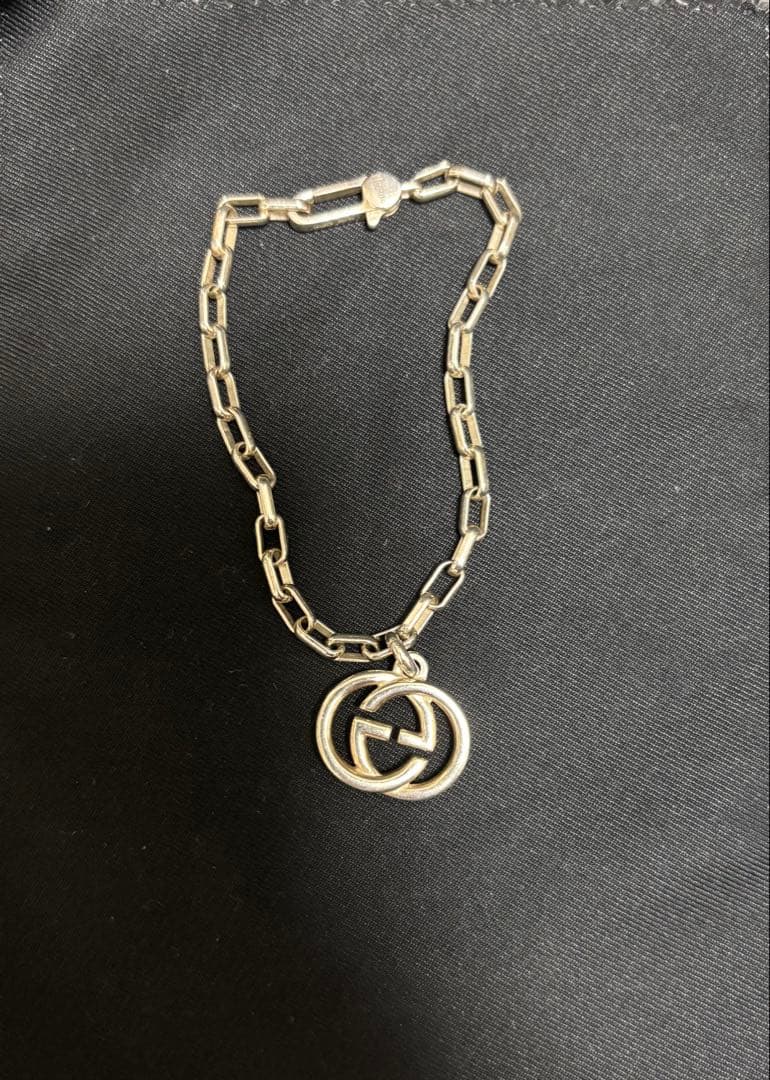 アンアン　GUCCI ブレスレット